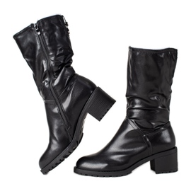 TRENDI Bottes confortables en cuir écologique noir