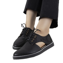 Chaussures Karley basses brillantes noires le noir