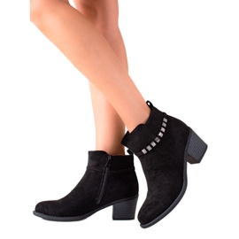 TRENDI Bottines en daim avec ceinture décorative le noir