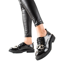 TRENDI Chaussures noires à la mode