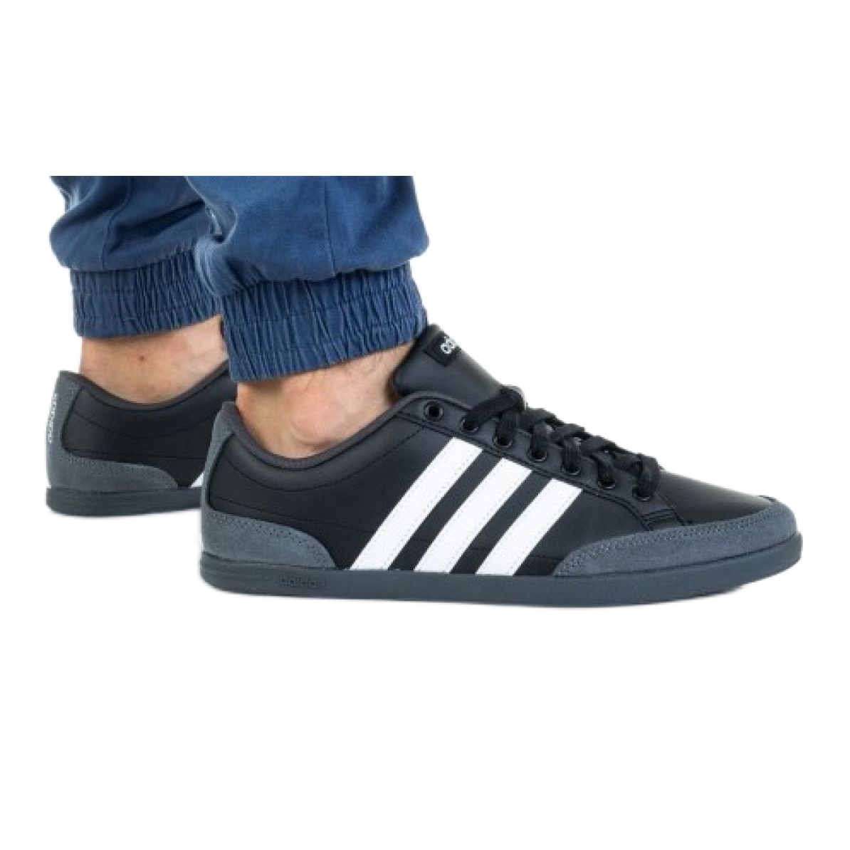 Chaussures Adidas Caflaire M FV8553 le noir