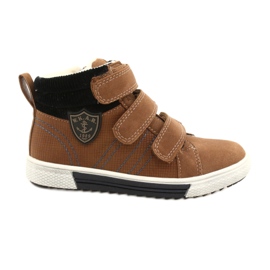 Chaussures de sport isolées avec fourrure American Club GC24 / 21 DK.Camel brun Chaussures de sport isolées avec fourrure American Club GC24 / 21 DK.Camel brun