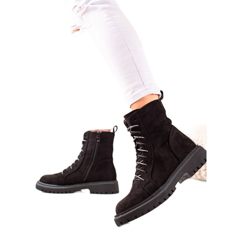 TRENDI Bottes à lacets noires le noir TRENDI Bottes à lacets noires le noir