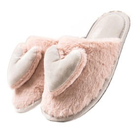 TRENDI Pantoufles Avec Un Coeur rose TRENDI Pantoufles Avec Un Coeur rose