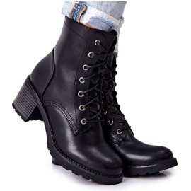 PE1 Bottes Nerynis noires chaudes attachées sur un poteau le noir