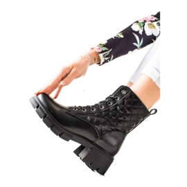 Bestelle Trappeurs matelassés classiques noir