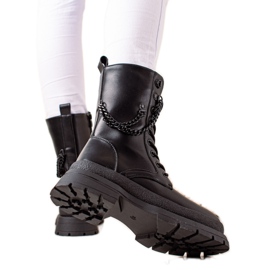 Bona Travailleurs chauds avec une chaîne noir