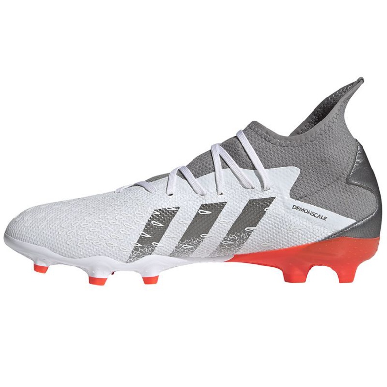 Chaussures de foot Adidas Predator Freak.3 Fg M FY6276 gris, blanc blanche