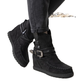 Bottes isolées noires pour femmes dans le style de boho Hanson le noir