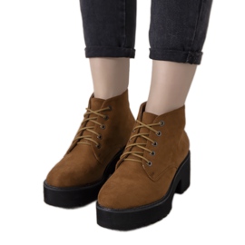 Boots Johnson camel à semelles hautes brun