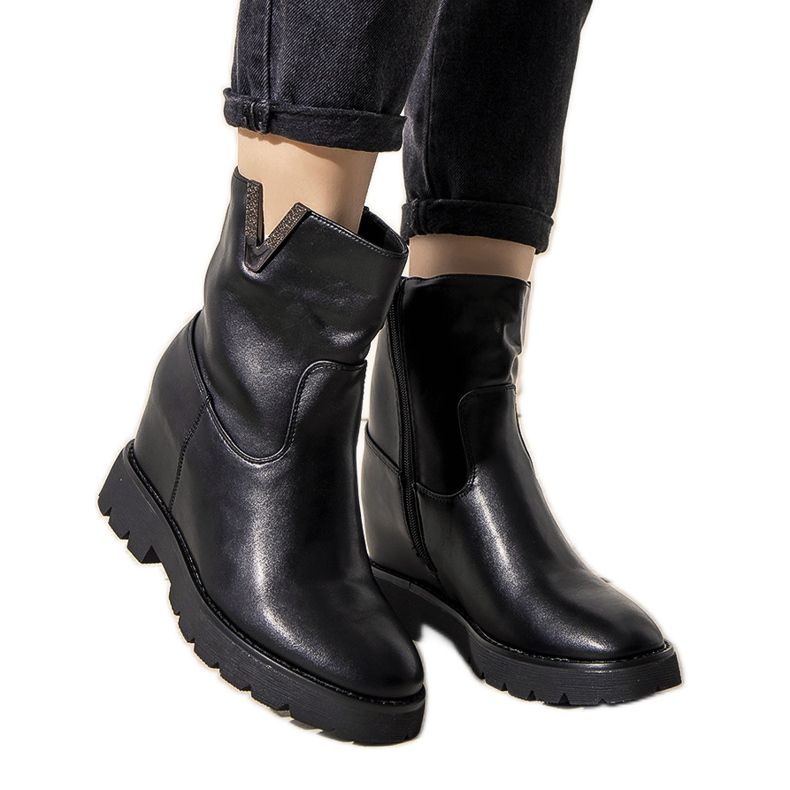 Bottes noires pour femmes sur le coin Goldie le noir Bottes noires pour femmes sur le coin Goldie le noir