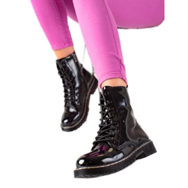 Small Swan Bottes de randonnée classiques laquées le noir Small Swan Bottes de randonnée classiques laquées le noir