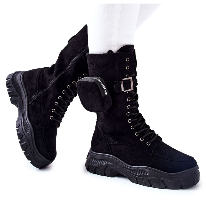 Bottes En Daim Sur La Plateforme Avec Rein Noir Issanti le noir