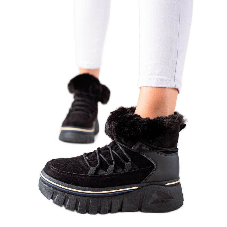 TRENDI Bottes de neige sur la plate-forme avec fourrure le noir
