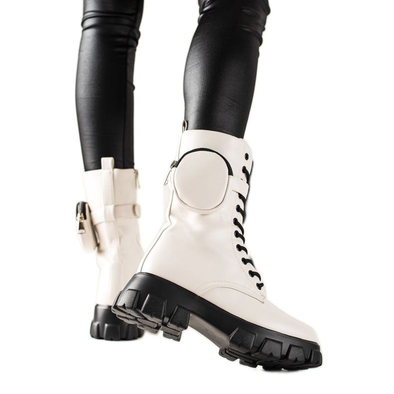 TRENDI Travailleurs élégants beige TRENDI Travailleurs élégants beige