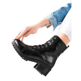 TRENDI Bottes à talons plats noir