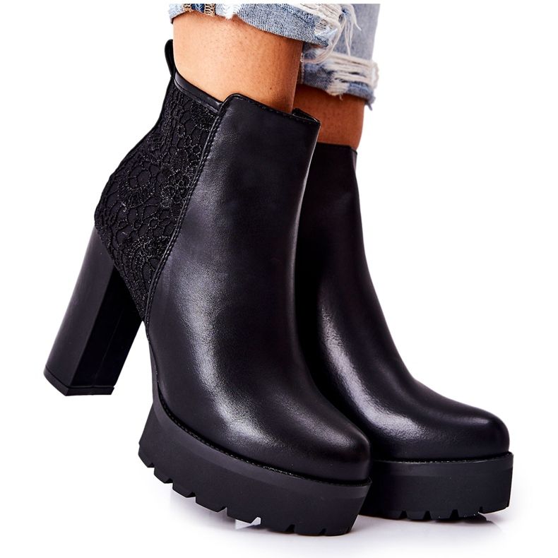 PS1 Bottes hautes en cuir sur un poteau noir Diomice le noir PS1 Bottes hautes en cuir sur un poteau noir Diomice le noir