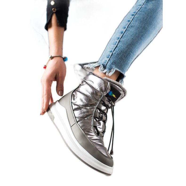 TRENDI Bottes de neige brillantes à la mode argent TRENDI Bottes de neige brillantes à la mode argent