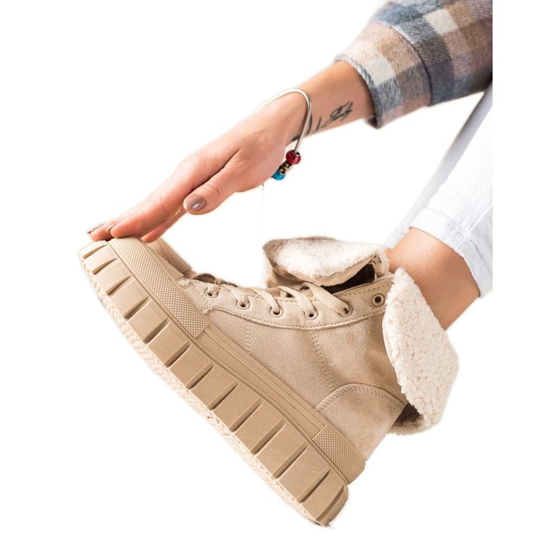 TRENDI Bottes, Baskets Avec Peau De Mouton beige