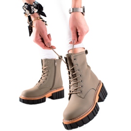 Seastar Bottes de trappeur sur la plateforme vert