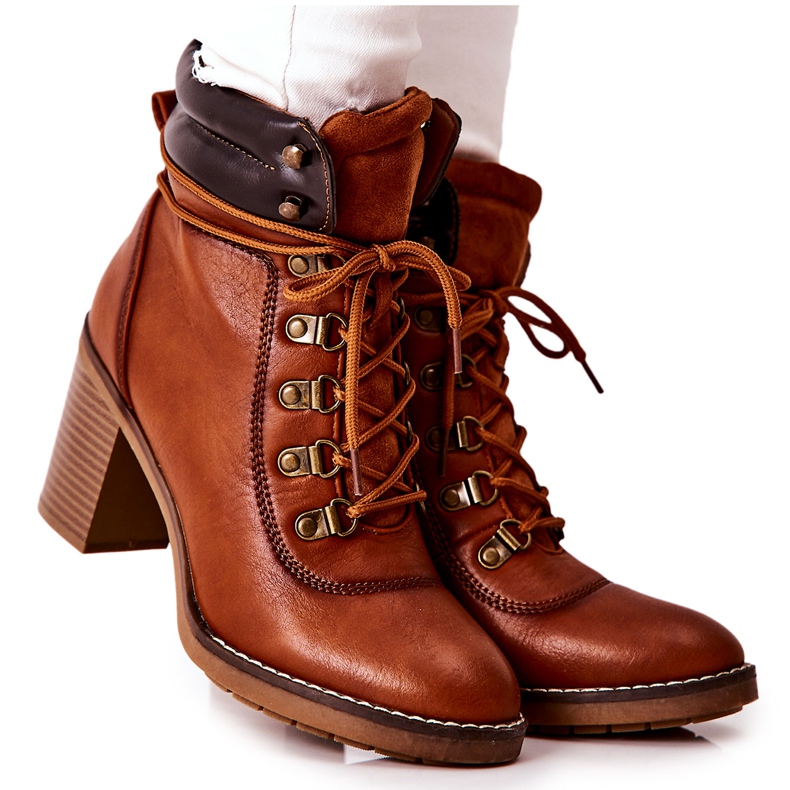Bottes Chaudes Sur Un Talon Camel Charmmis brun