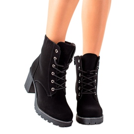 TRENDI Travailleurs lacés sur un poteau noir