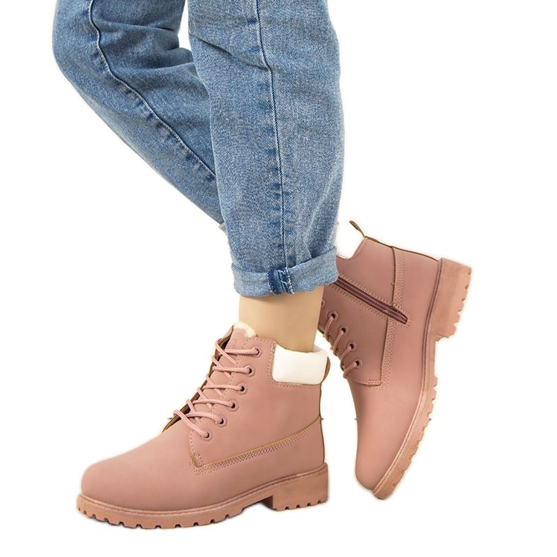 Bottes de randonnée femme isolées Gigliola roses Bottes de randonnée femme isolées Gigliola roses