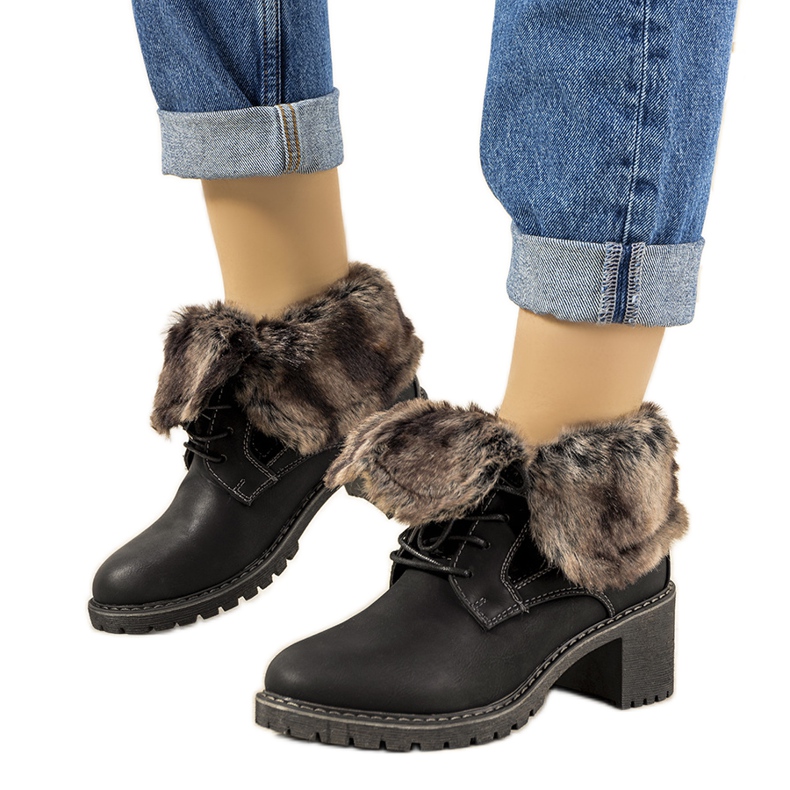 Bottines isolées noires avec fourrure Varrone le noir