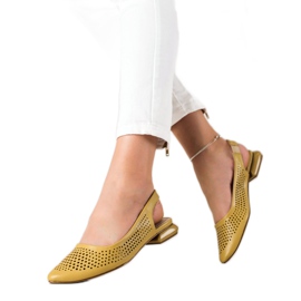 M.Daszyński Chaussures ajourées à talon apparent jaune M.Daszyński Chaussures ajourées à talon apparent jaune