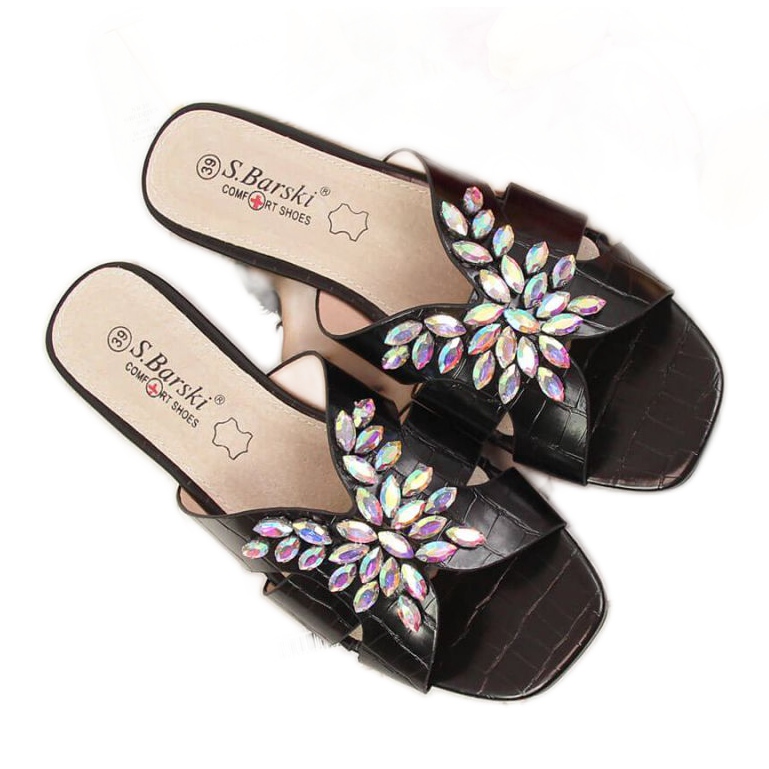 Chaussons noirs avec pierres S. Bararski W OLI104 le noir Chaussons noirs avec pierres S. Bararski W OLI104 le noir