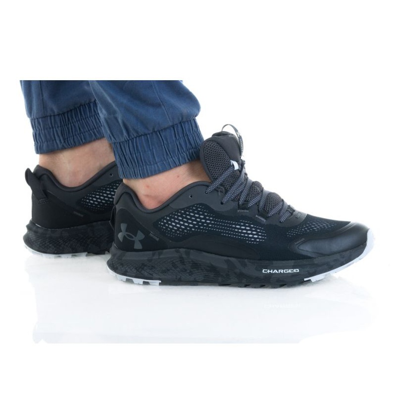 Under Armour Chargé Bandit Tr 2 M 3024186-001 le noir