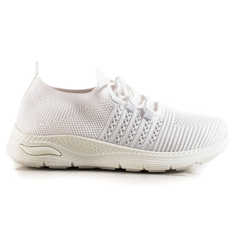 TRENDI Chaussures de sport à enfiler blanche TRENDI Chaussures de sport à enfiler blanche