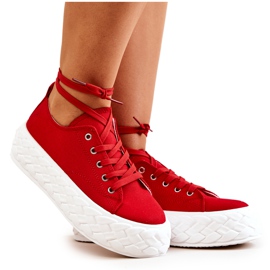 Baskets sur une plate-forme Suzane rouge massive