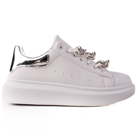 TRENDI Sneaks à la mode avec une chaîne blanc