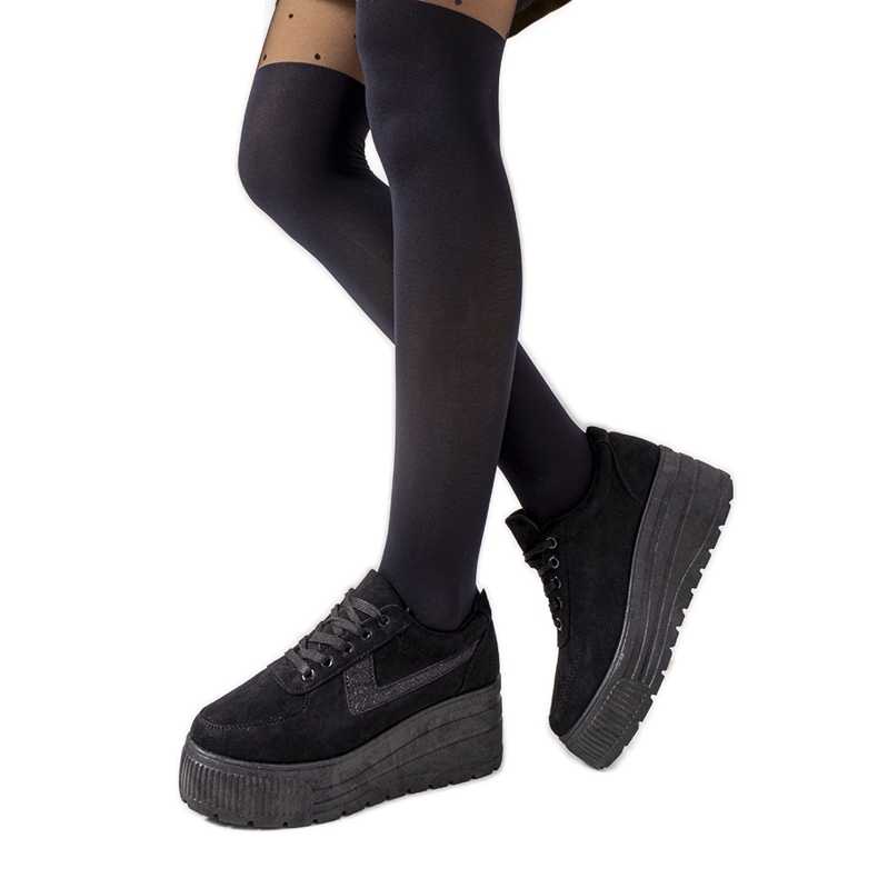 Baskets noires sur semelle botanique haute le noir