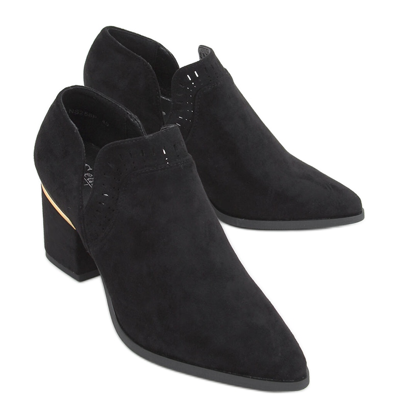 Chaussures à talons hauts d'Aila Black le noir