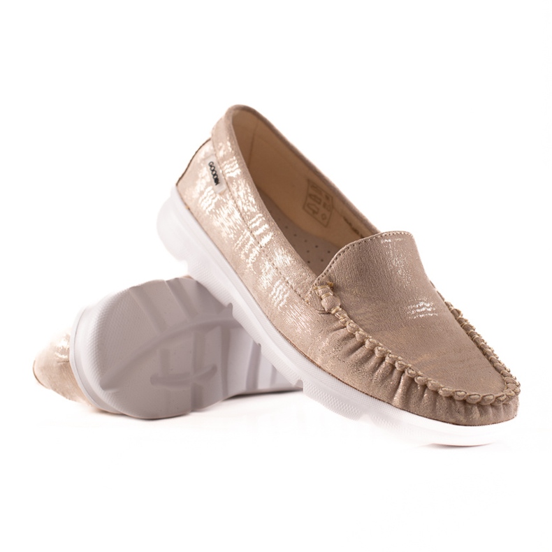 Goodin Mocassins légers sur la plate-forme beige d'or