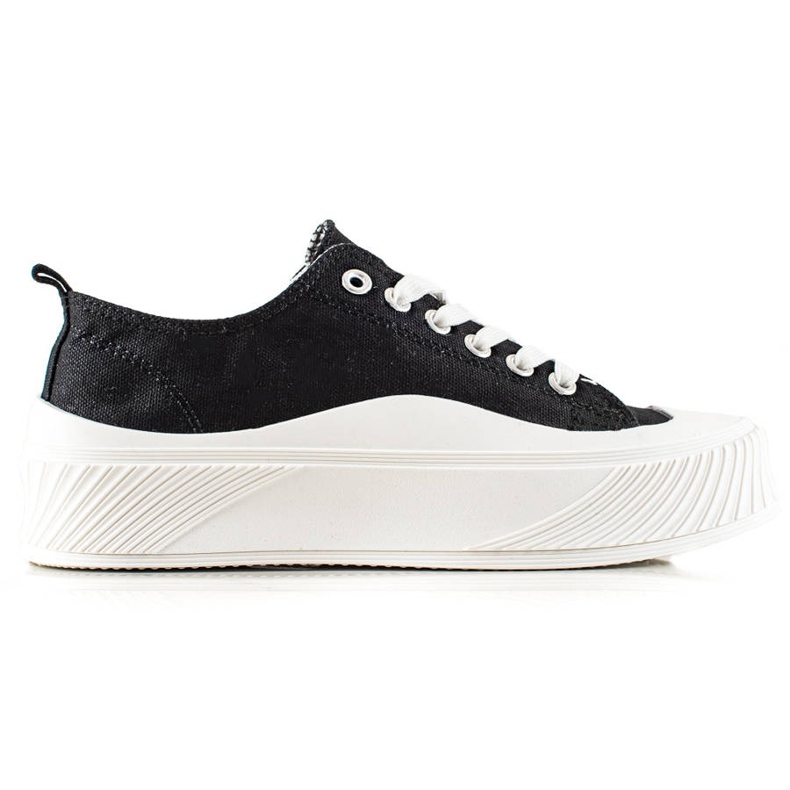 Seastar Baskets noires sur la plateforme le noir