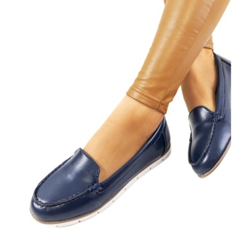 Mocassins bleu marine pour femme de chez Montez Mocassins bleu marine pour femme de chez Montez