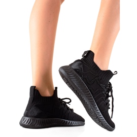 TRENDI Baskets noires à la mode le noir