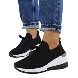 Baskets noires sur le compensé Sabelia