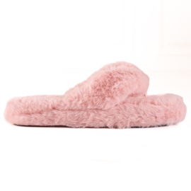 TRENDI Tongs en fourrure rose TRENDI Tongs en fourrure rose