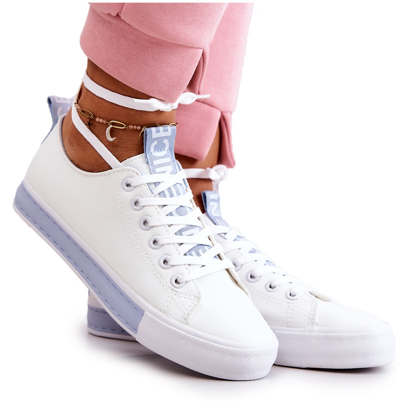 Baskets en cuir pour femmes blanches et bleues Mikayla