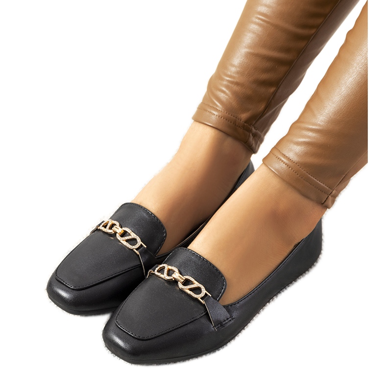 Mocassins noirs à bout carré de Milder le noir