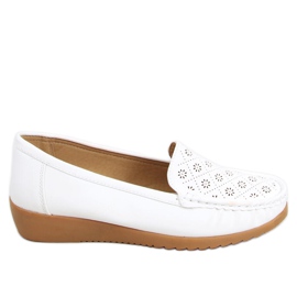 Cukki: Le mocassin ajouré blanc pour femme blanche