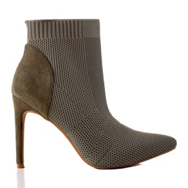 Bottines assorties sur un talon S. Barski vert