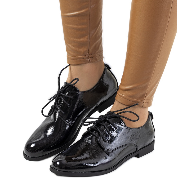 Chaussures femme laquées noires Gardi le noir