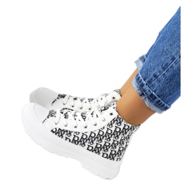 Baskets femme Chester blanches