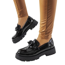 Mocassins vernis noirs à semelle épaisse Dominick le noir