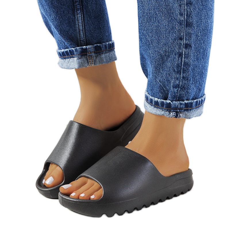 Babouches en caoutchouc noir Christinia le noir